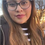 Profesora titulada en Primaria con más de tres años de experiencia